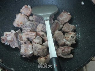 Braised Pork Ribs with Quail Eggs recipe