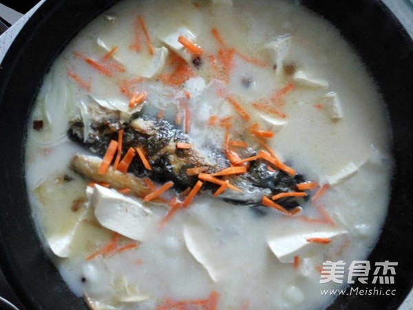 Big Fish Head Stewed Tofu recipe