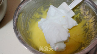 Orange Chiffon Cream Cake Roll recipe