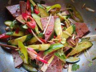 Cucumber with Pork Liver recipe