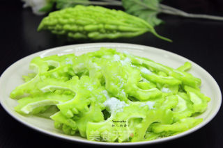 Stir-fried Bitter Gourd with Bacon recipe