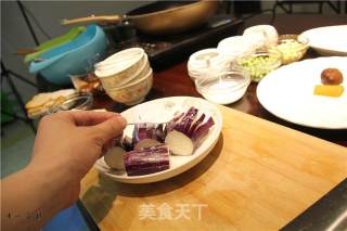 Su Xin Ju Jing, Happy and Delicious Vegetarian Dish, Eggplant and Chrysanthemum recipe