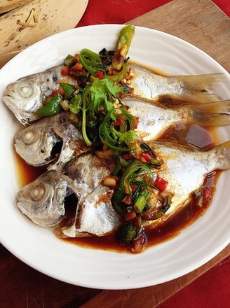 Fresh Steamed Wuchang Fish recipe