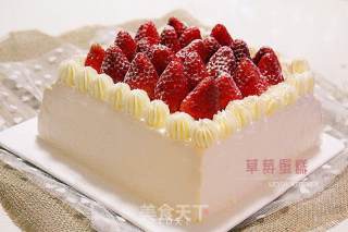 Strawberry Cream Cake recipe