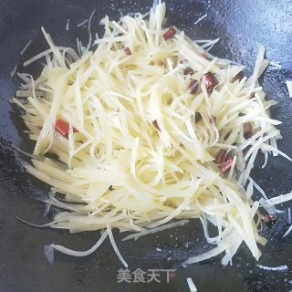 Hot and Sour Potato Shreds recipe