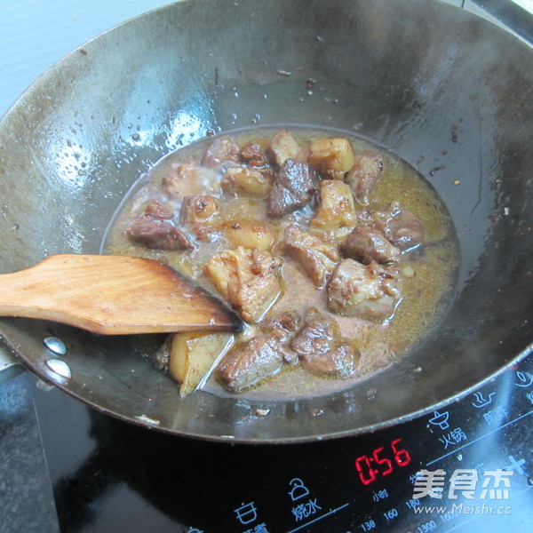 Braised Pork with Lettuce recipe