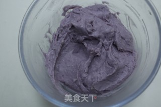 Taro Paste Gradient Melaleuca Cake recipe