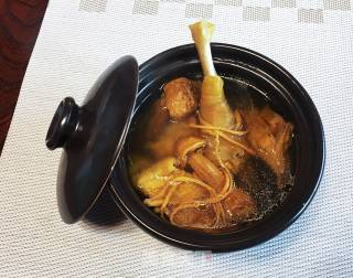 Stewed Chicken Soup with Cordyceps Flower Agaricus recipe