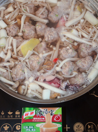 Mushroom Hot Pot in Clear Soup recipe