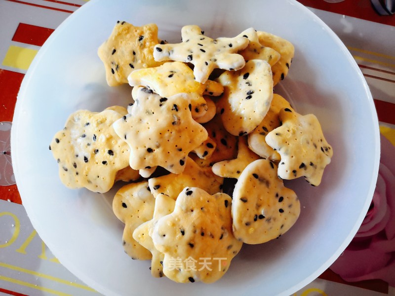 Sesame Soda Crisp recipe