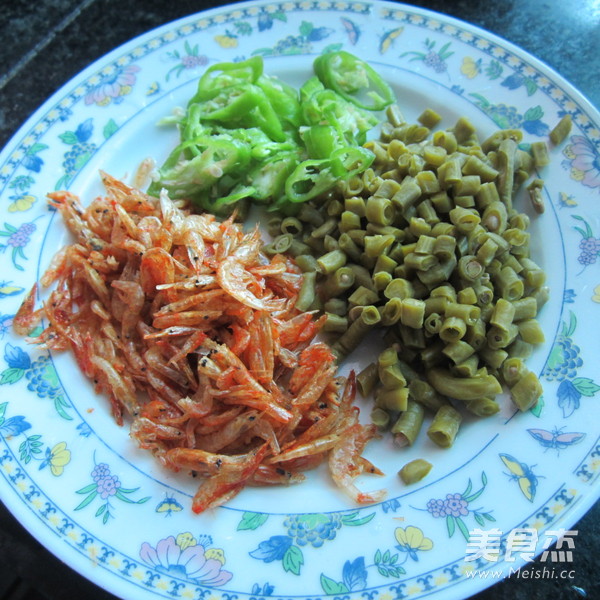 Noodles with Capers and Shrimp recipe