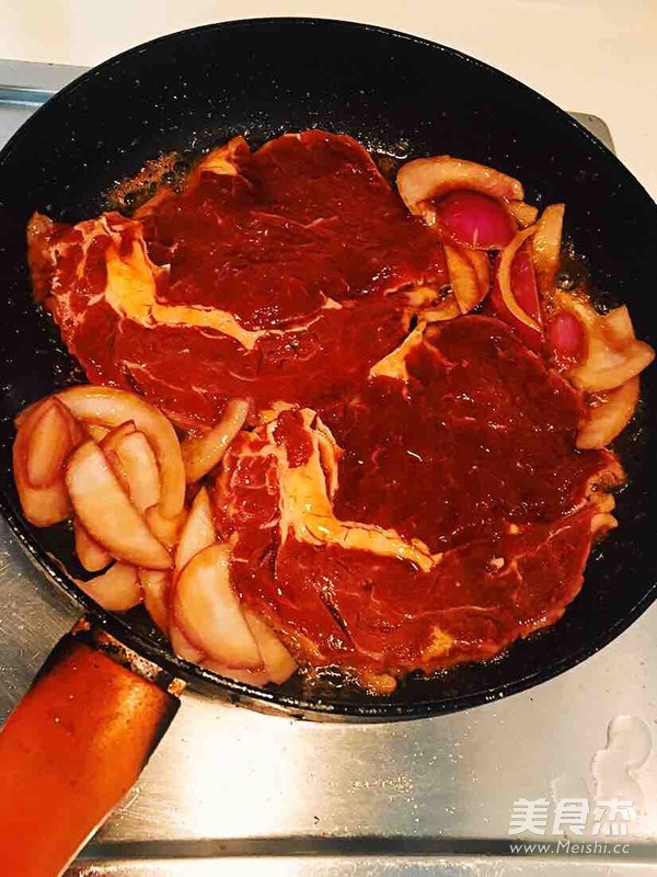 Pan-fried Steak recipe