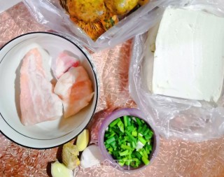 Tasty Wild Pine Mushroom Tofu Pork Soup recipe