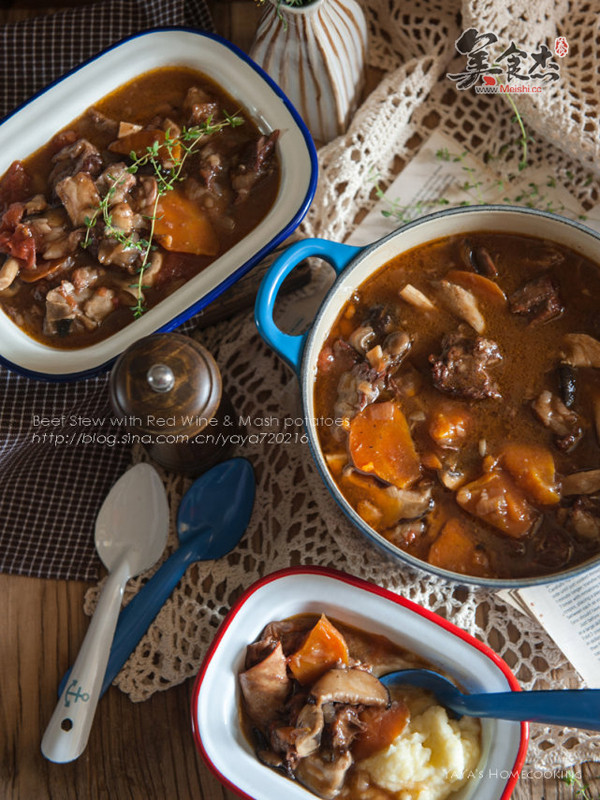 Red Wine Beef Stew with Mashed Potatoes recipe