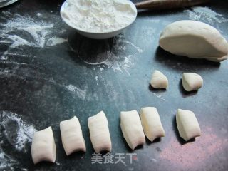 Scallion and Fragrant Pot Stickers recipe