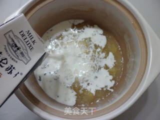 Be Nice to Yourself [papaya and White Fungus Stewed with Milk] recipe