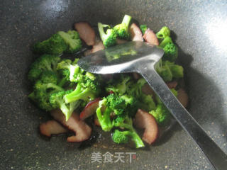 Stir-fried Broccoli with Sauce recipe