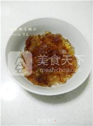 【winter Skin】peach Gum and Tremella Sweet Soup recipe