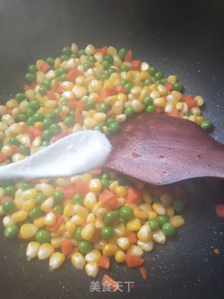 Stir-fried Carrots with Corn and Green Peas recipe