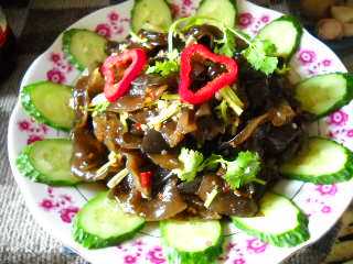 Spicy Fragrant Black Fungus recipe