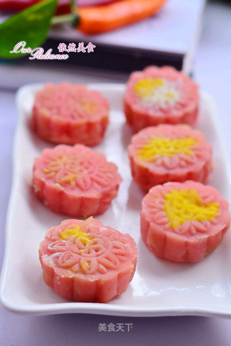 You Can Make Moon Cakes without An Oven-color-mixed Snowy Moon Cakes recipe