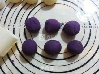 Purple Sweet Potato Snowy Mooncake recipe