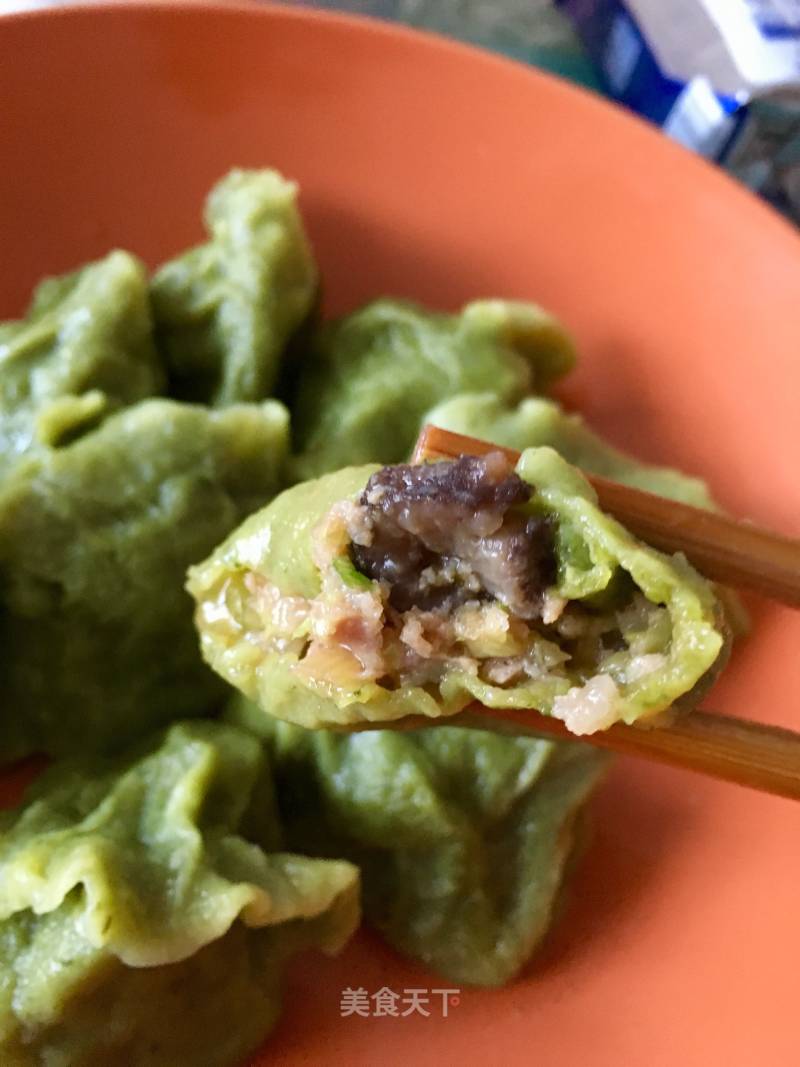 Jade Cabbage and Sea Cucumber Dumplings recipe