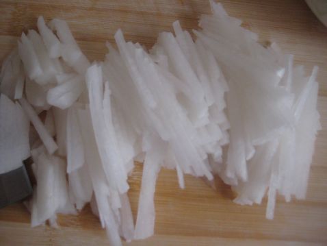 Shredded Radish Mixed with Jellyfish recipe