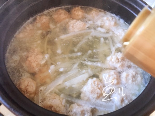 Tasty Radish Ball Soup recipe