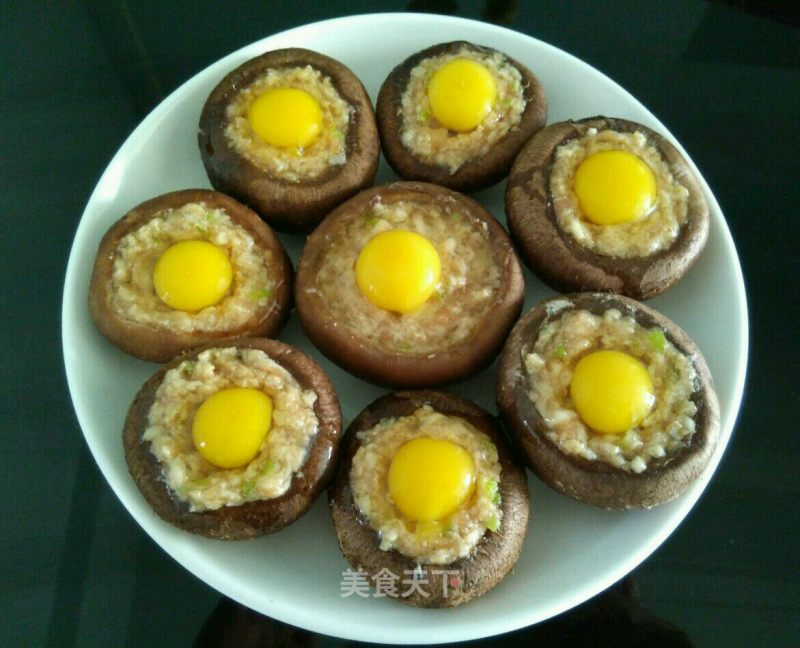 Steamed Quail Eggs with Mushrooms and Water Chestnuts recipe