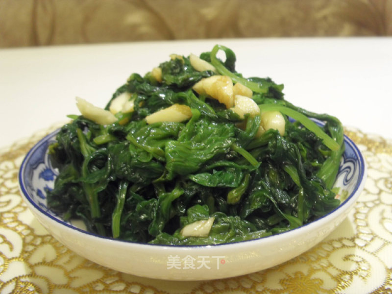 Cleverly Mixed Celery Leaves recipe