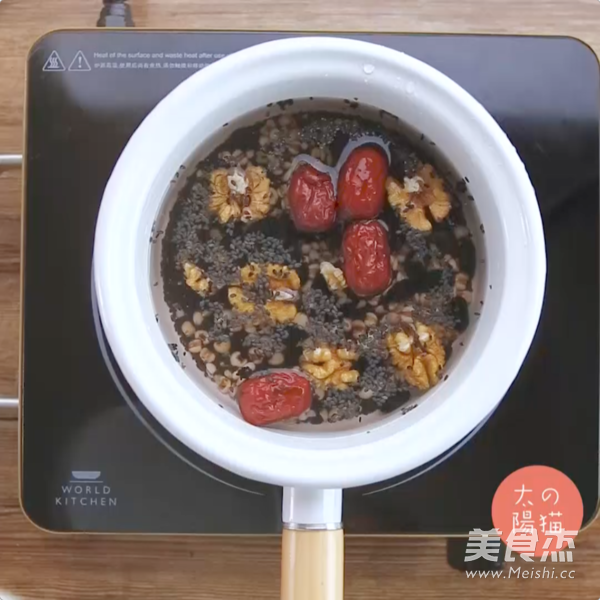 Nourishing Blood, Nourishing Yin, Nourishing Kidney and Warming Porridge | Suncat Breakfast recipe
