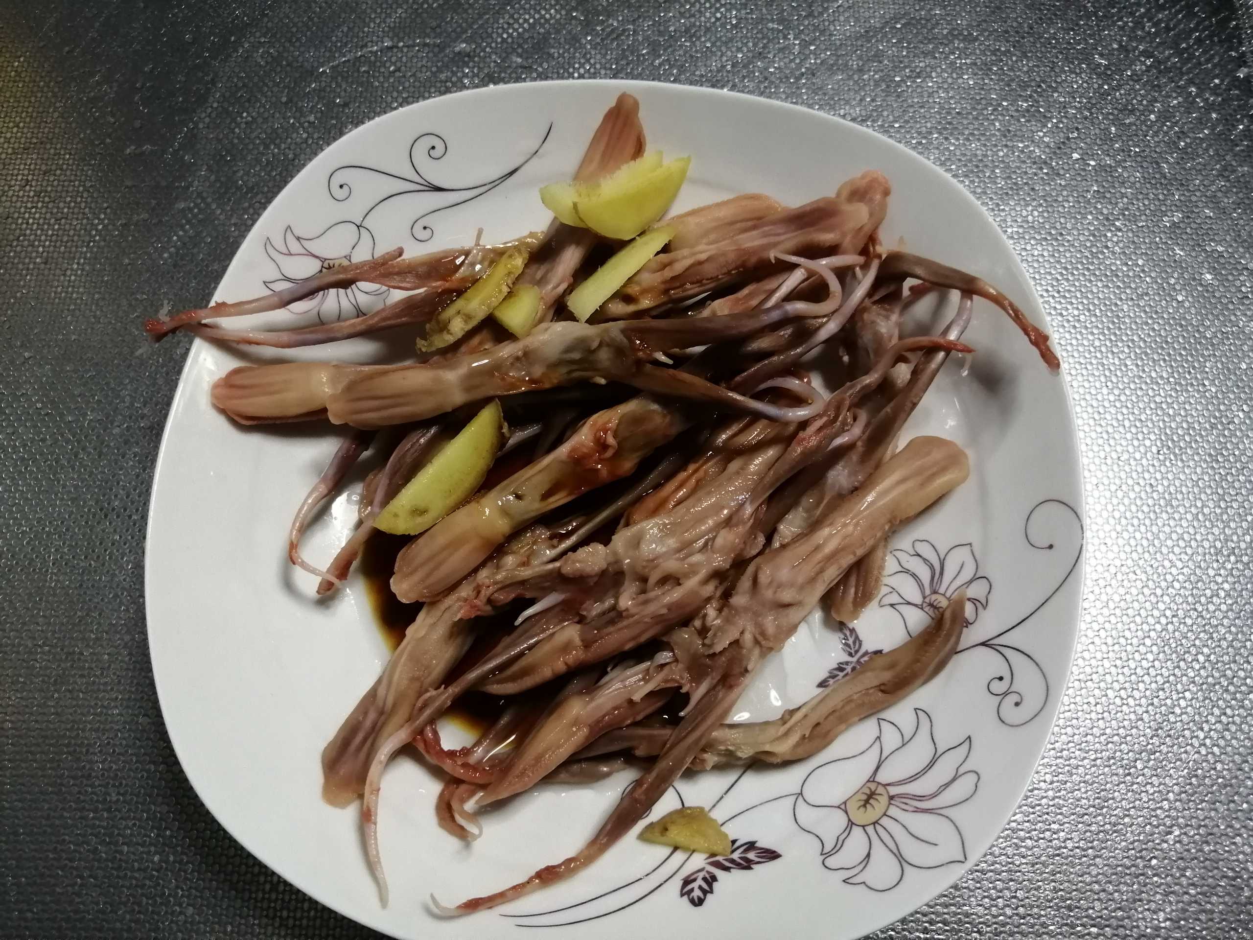 Steamed Duck Tongue recipe