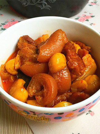 Braised Pork Trotters with Chestnuts recipe
