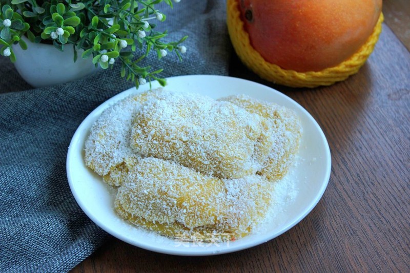 #夏懒人饭# Coconut and Mango Sticky Rice Cake recipe