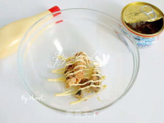 A Bite of Tuna Bun recipe