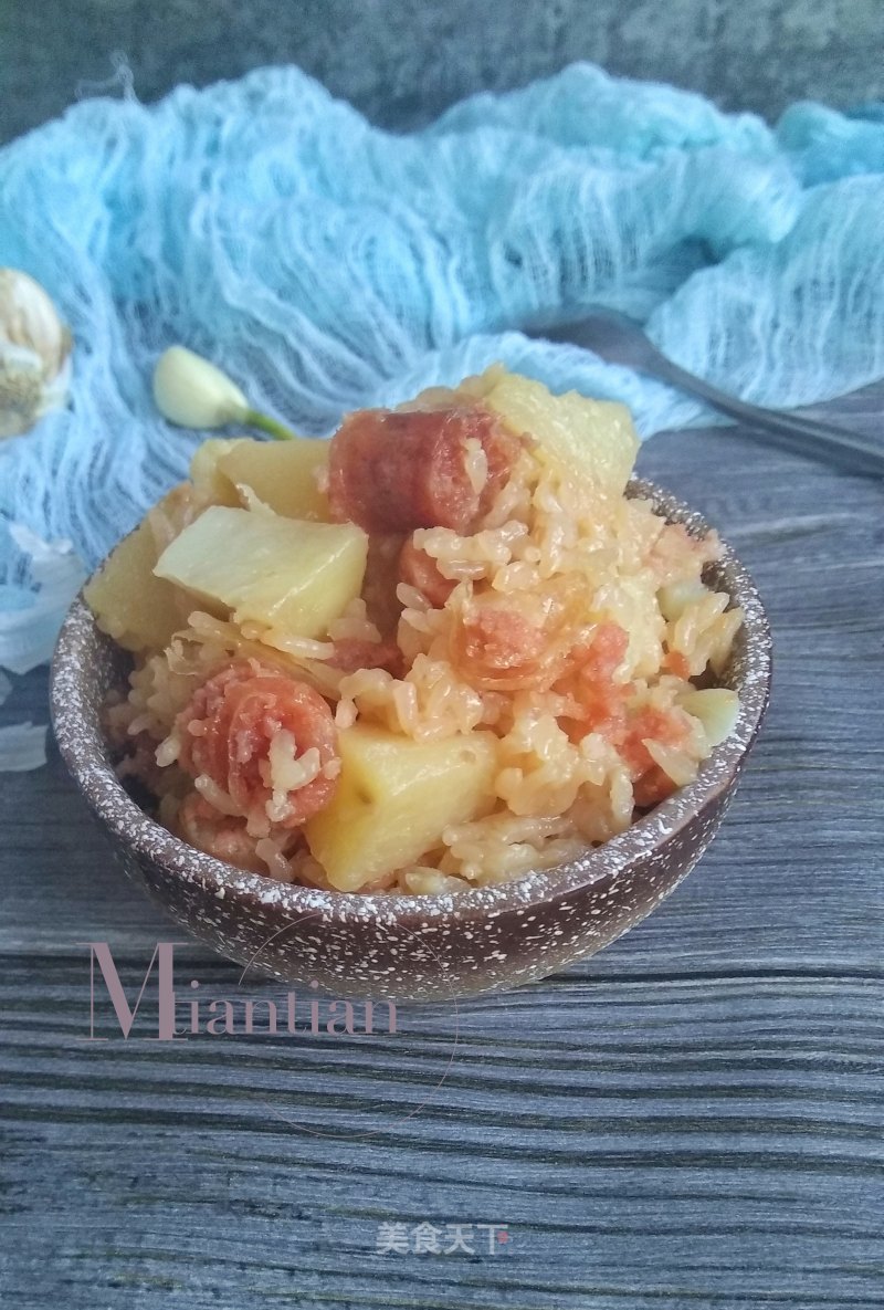 Braised Rice with Potatoes and Sausages recipe