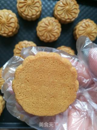 Black Sesame Egg Yolk Mooncake recipe