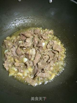 Stir-fried Pork with Garlic recipe