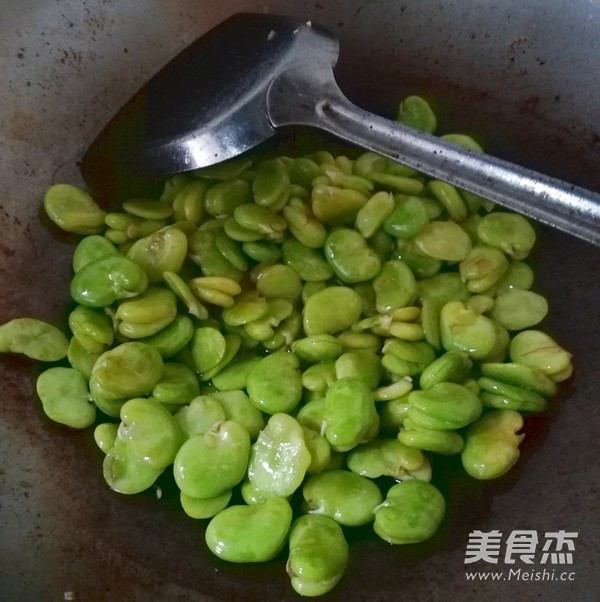 Stir-fried Green Beans with Salted Egg recipe