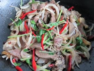 Stir-fried Beef Head Meat-xinjiang Taste recipe