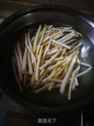 White Asparagus Mixed with Sesame Garlic recipe