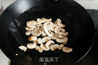 Tomato and Mushroom Egg Soup recipe