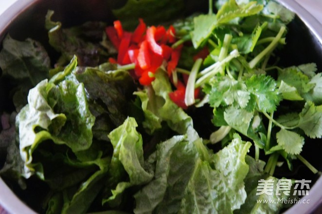 Mixed Lettuce with Fungus recipe