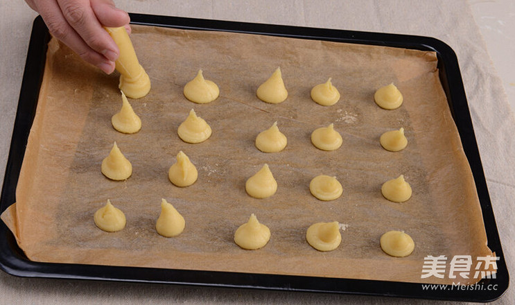 Meringue Wafers recipe