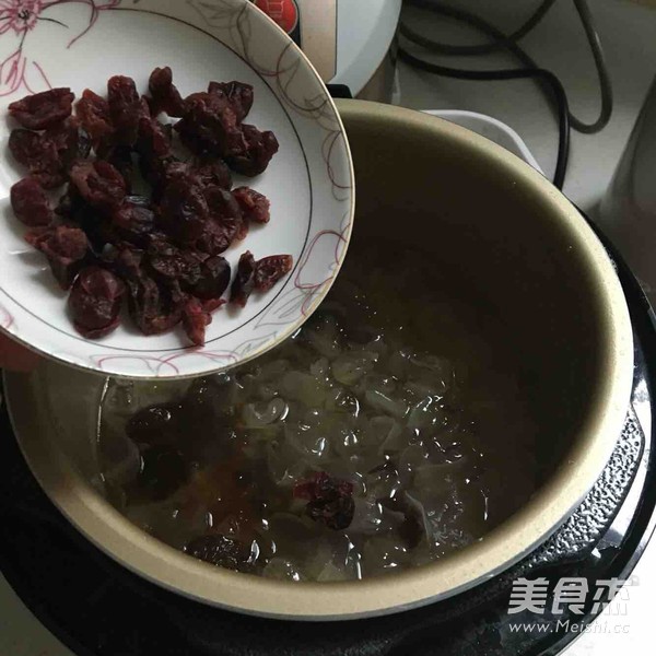 Beauty Soap Japonica Rice Peach Gel White Fungus Soup recipe