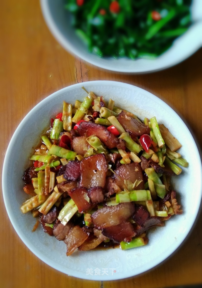 Fried Bacon with Bamboo Shoots recipe