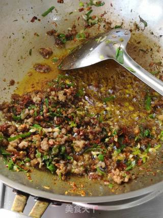 Rice Suffers~~sour Cowpeas with Minced Meat recipe