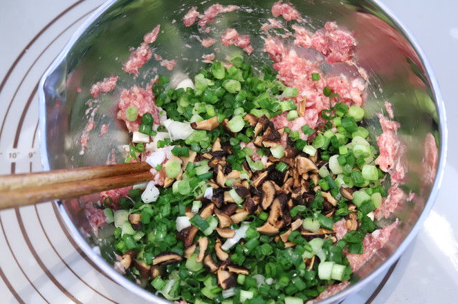 Steamed Dumplings with Mushroom and Pork recipe