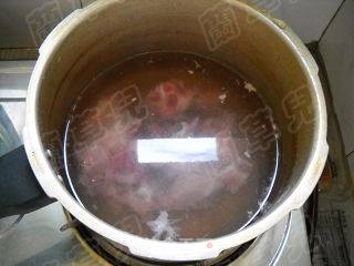 Seaweed Stewed Pork Bones recipe